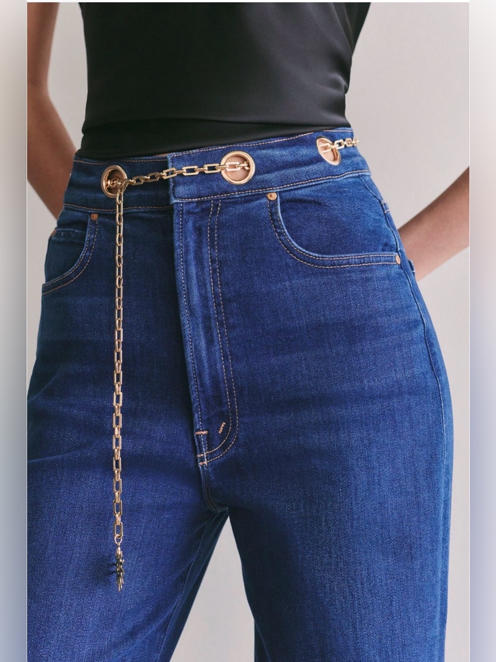 NWT Mother Off The Chain High-Waisted Jeans